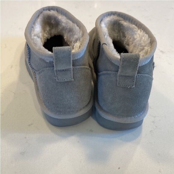 Cushionare Memory Foam Suede Grey Faux Fur Lined Soft Comfy Ankle Booties size 9 - Picture 3 of 5